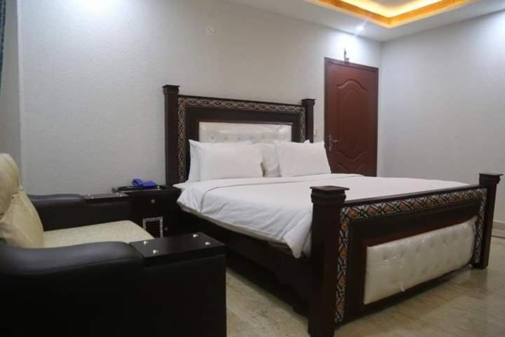 Pool & Park Resorts Lahore Exterior foto