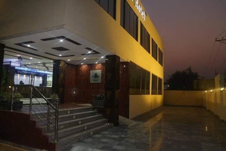 Pool & Park Resorts Lahore Exterior foto